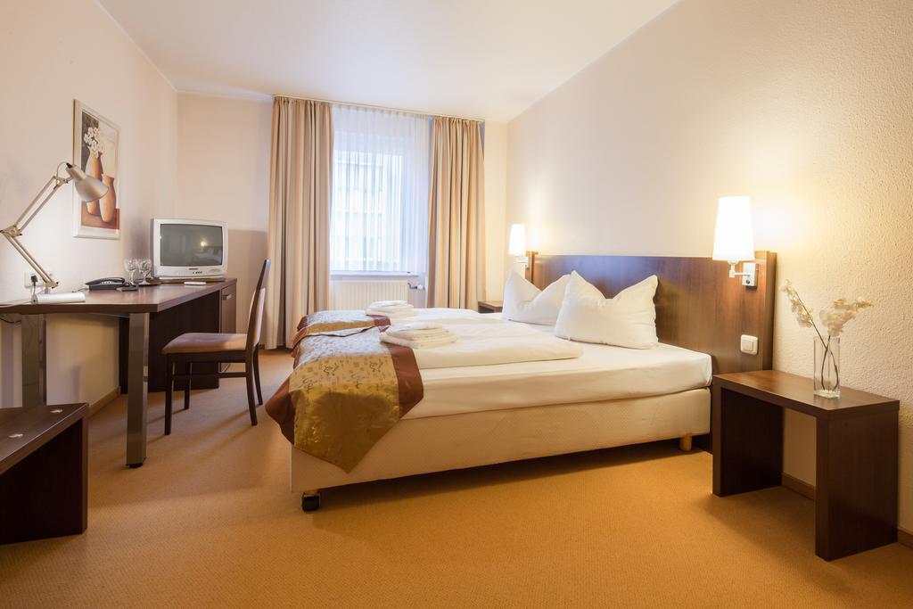 Hotel Herzog Düsseldorf Kültér fotó