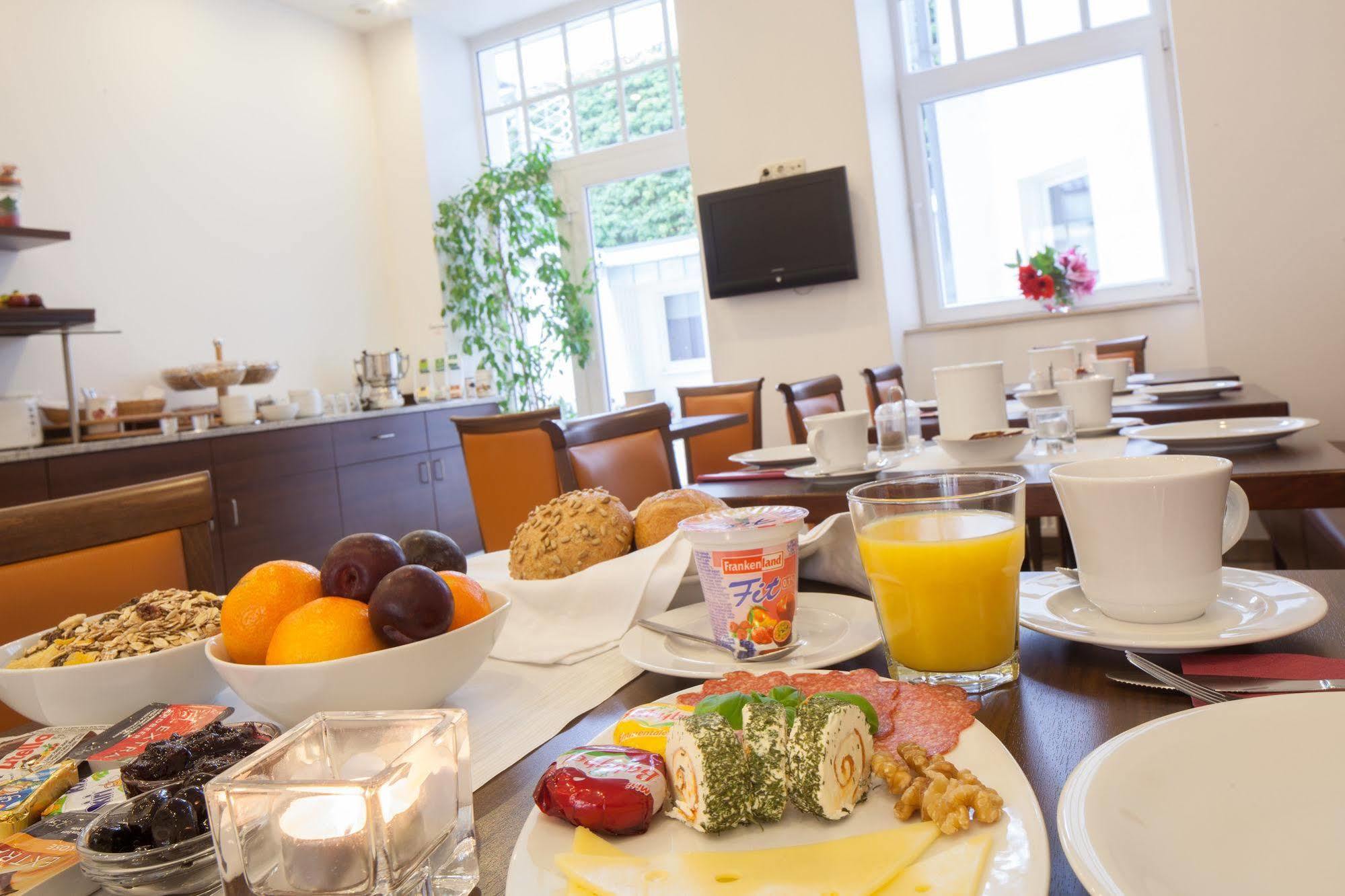 Hotel Herzog Düsseldorf Kültér fotó